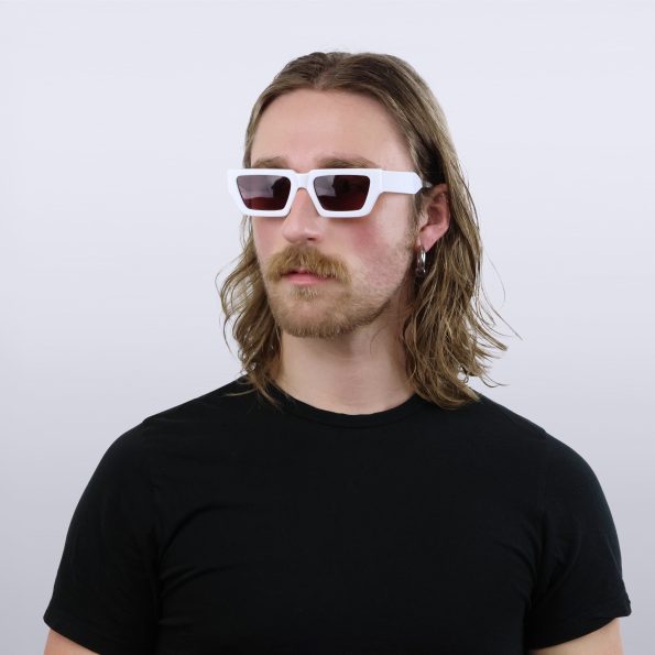 SEE-1473-C2-MALE-ANGLE