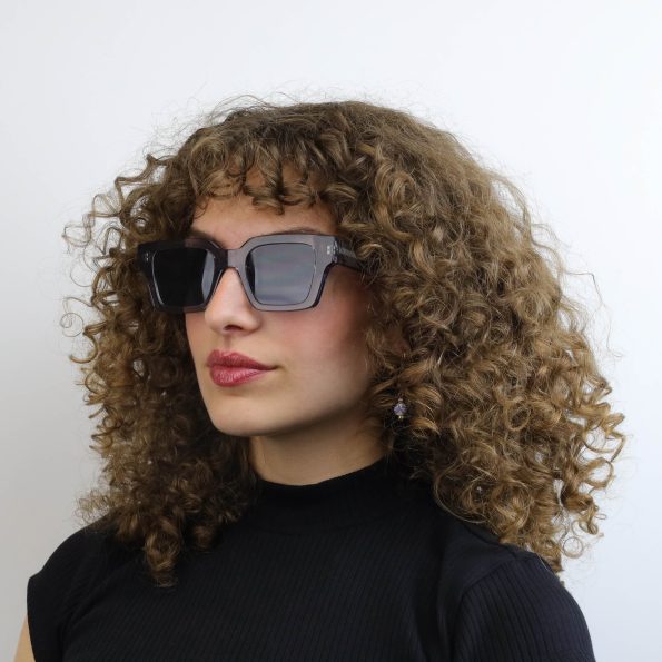 SEE-55040-c03-FEMALE-ANGLE