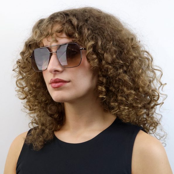 SEE-7946-c34-FEMALE-angle